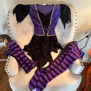 Halloween witches costume